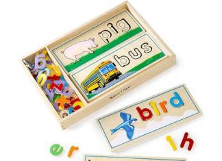 【折后11.77】原价19.99 Melissa & Doug 字母拼写玩具拼图